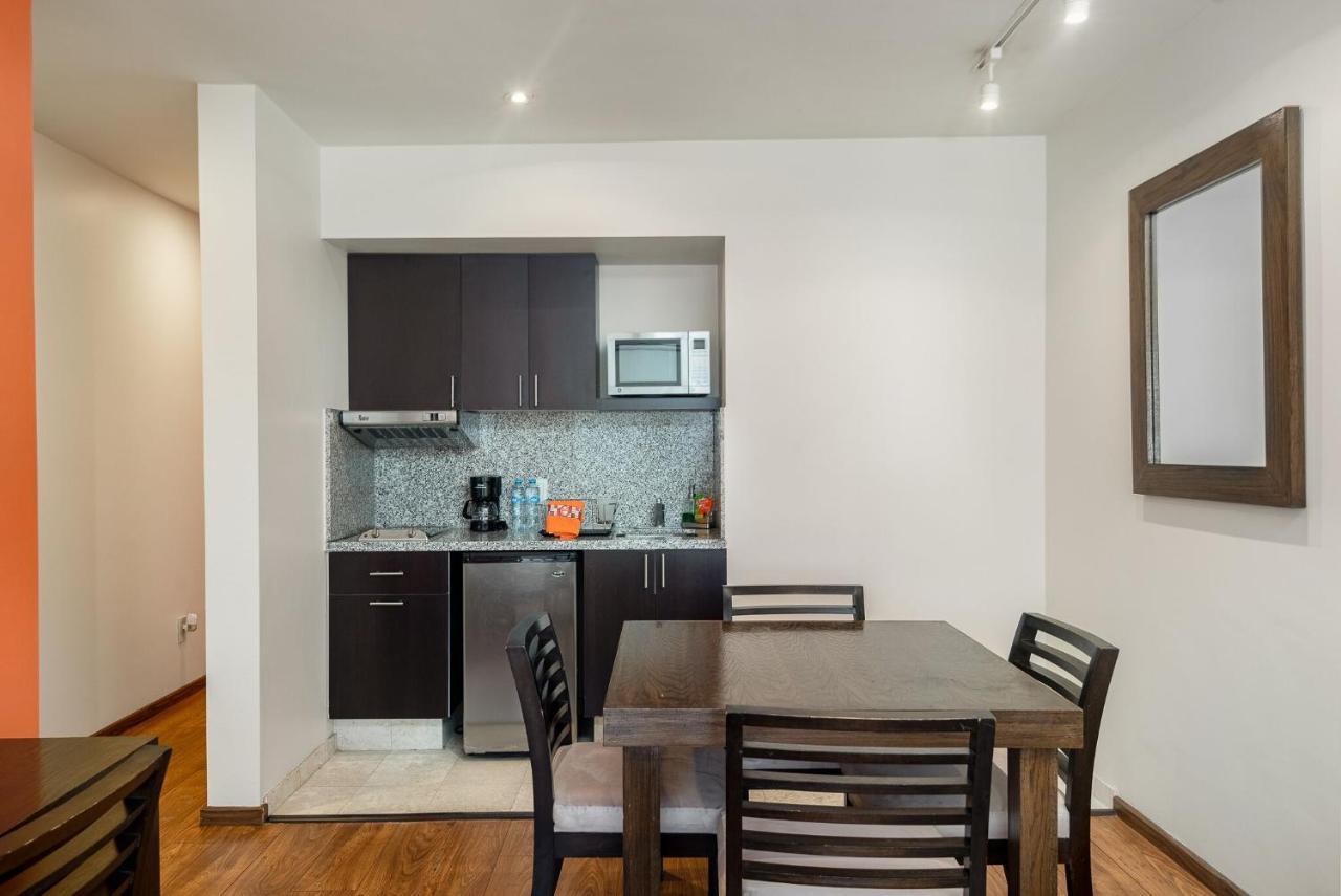 Suites Copernico Polanco Anzures Мехико Экстерьер фото